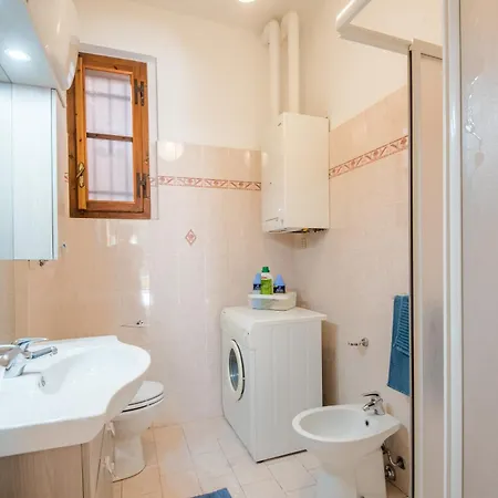 Podere San Lorenzo Apartmán *