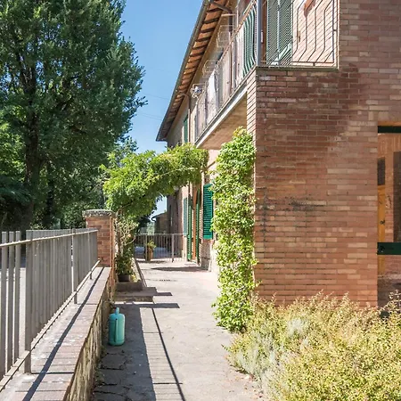 Podere San Lorenzo Apartmán *